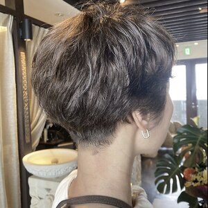 大人シャドウパーマで骨格補正を♪