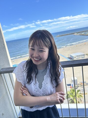 momi.　　スタイリスト